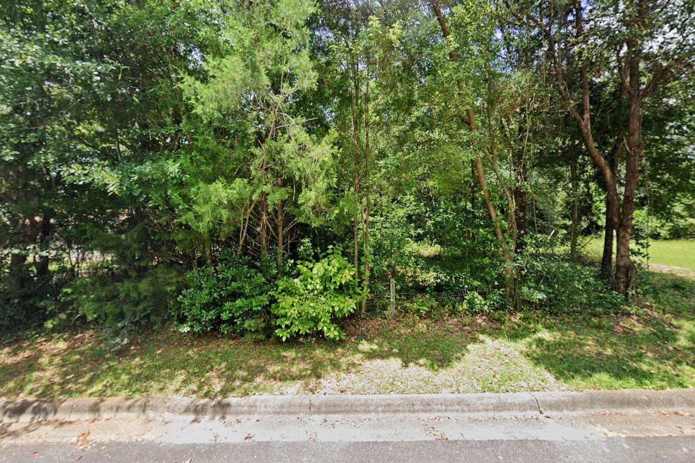 0.23 Acre Marianna, Jackson County, FL (Power, Water, & Paved Road)