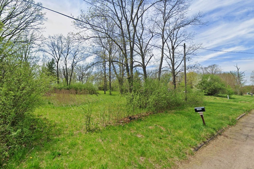 0.23 Acre Flint, Genesee County, MI (Power, Water, & Paved Road)