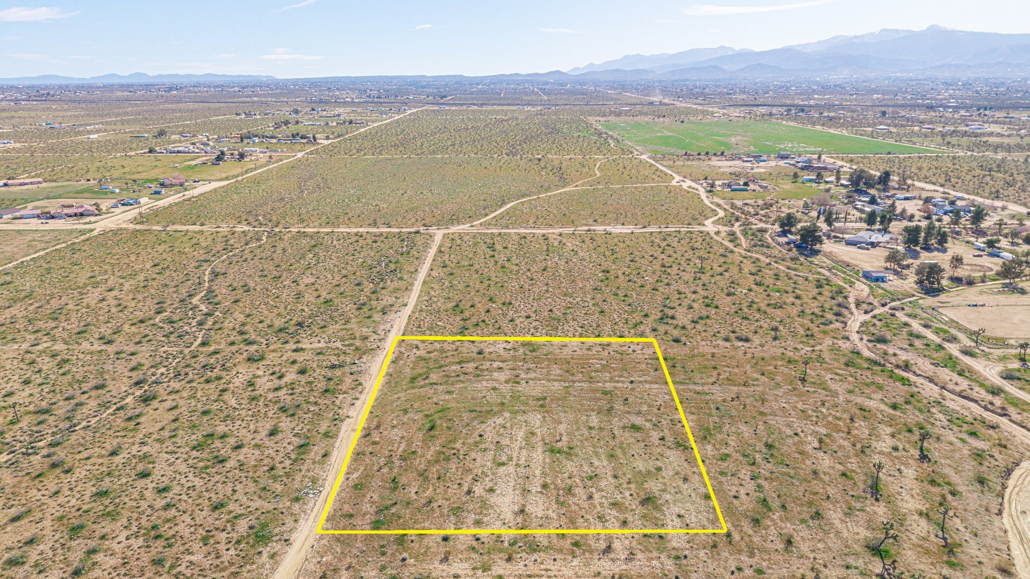 2.27 Acres Phelan, San Bernardino County, CA