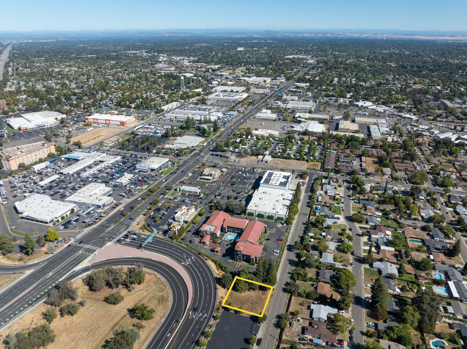 0.26 Acre Sacramento, Sacramento County, CA (Commercial Lot, Power, Water, & Paved Road)