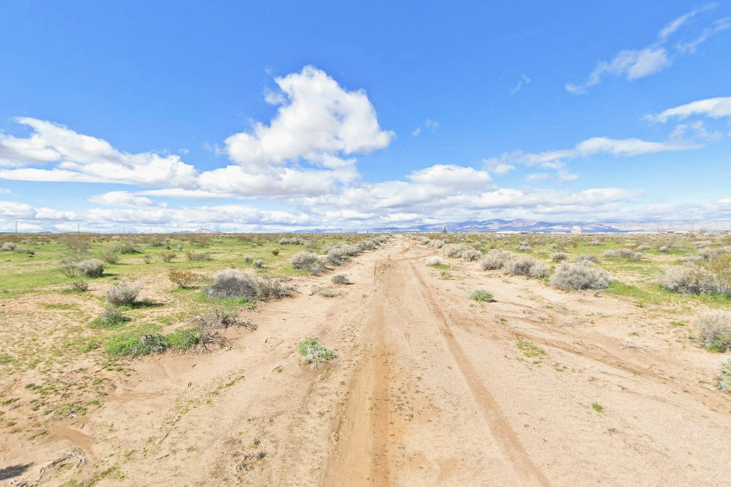 0.22 Acre California City, Kern County, CA (Water)