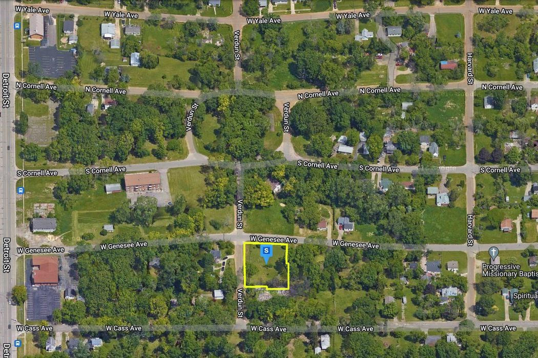 0.48 Acre Flint, Genesee County, MI (Power, Water, & Paved Road)