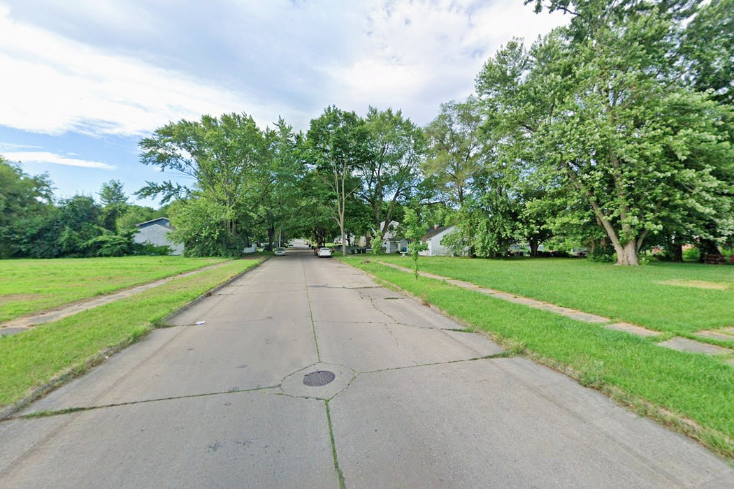 0.14 Acre South Bend, St. Joseph County, IN (Power, Water, & Paved Road)