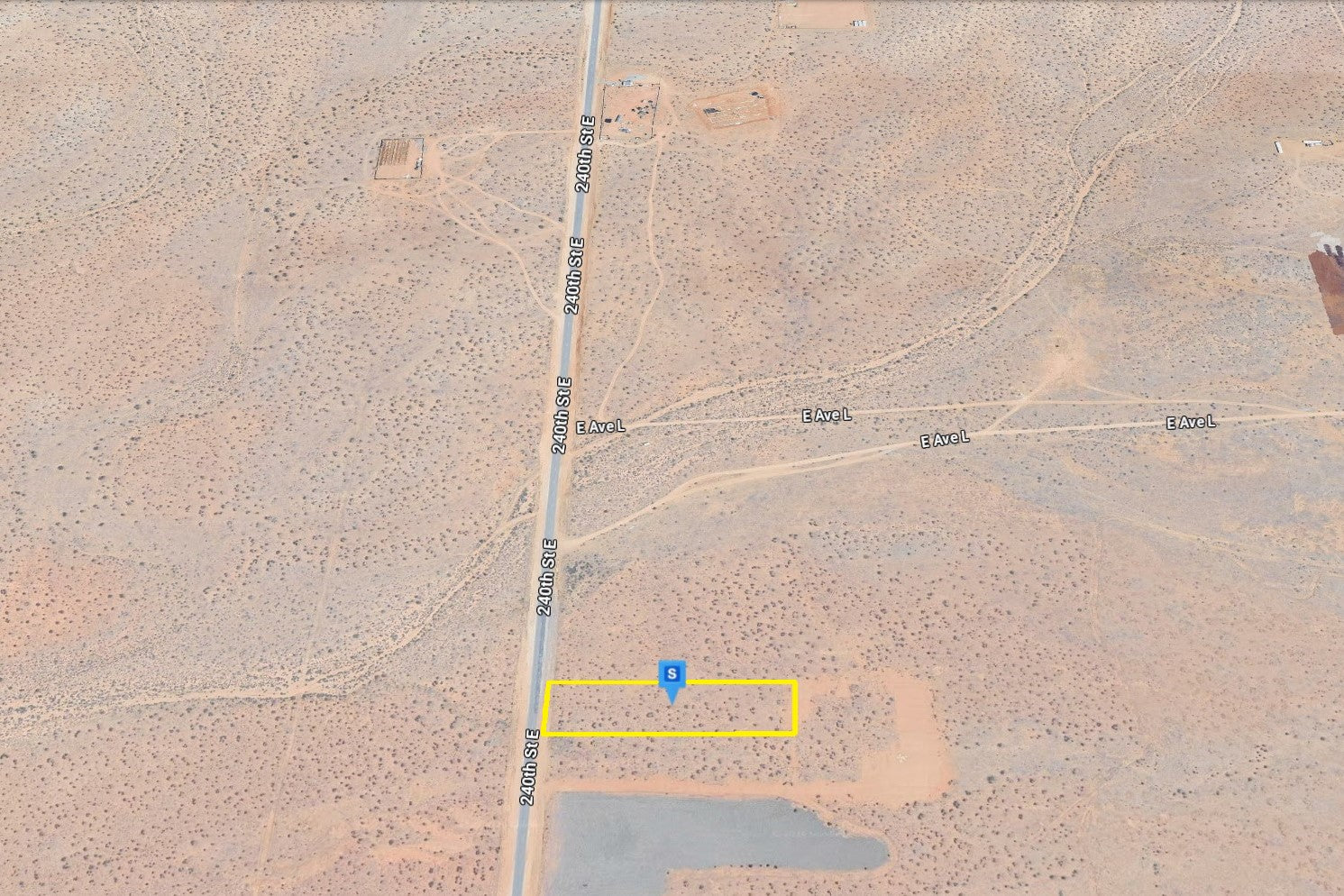 2.31 Acres Lancaster, Los Angeles County, CA (Paved Road)