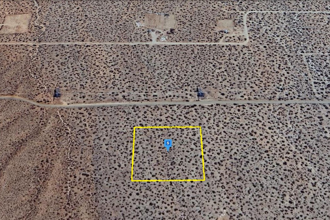 2.50 Acres Llano, Los Angeles County, CA