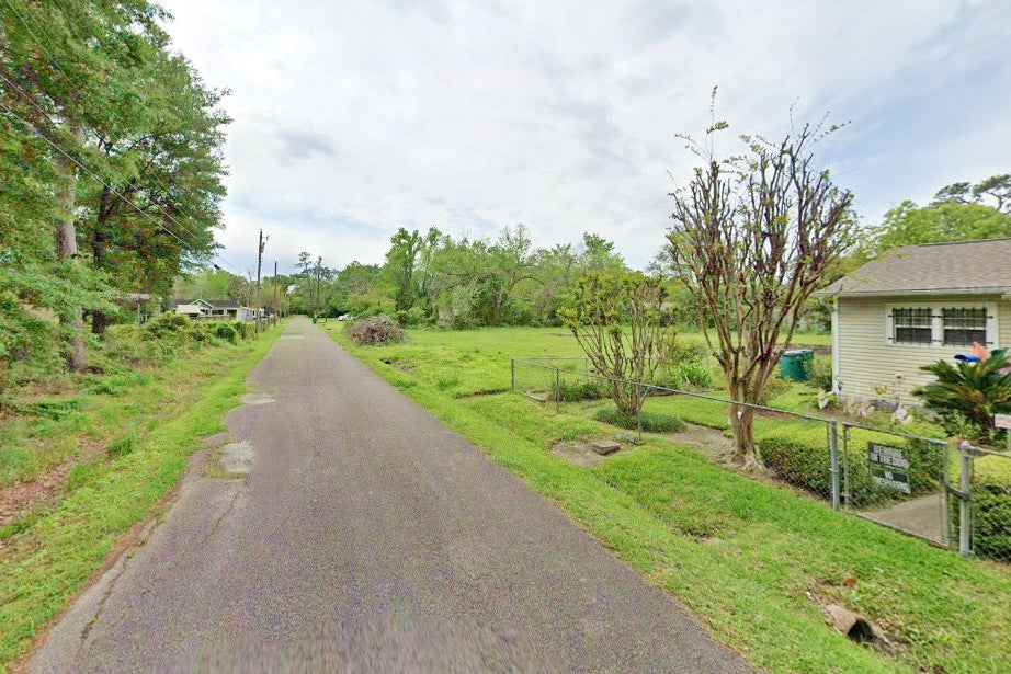 0.35 Acre Orange, Orange County, TX (Power, Water, & Paved Road)