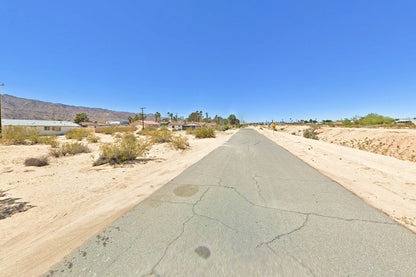 0.19 Acre Twentynine Palms, San Bernardino County, CA (Power, Water, & Paved Road)