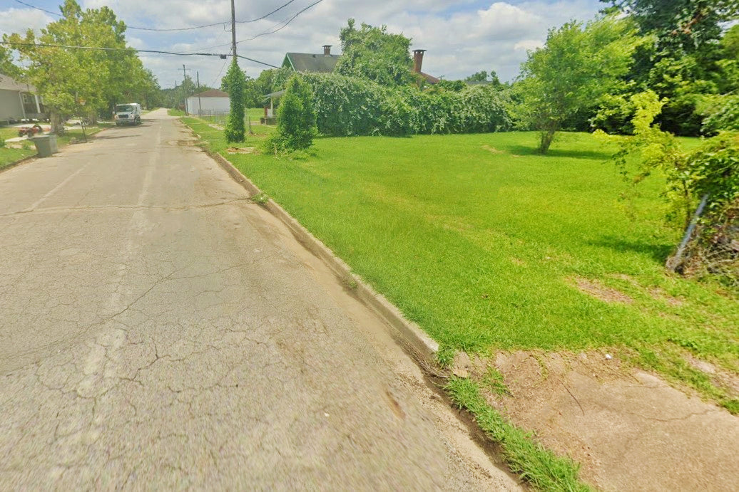 0.14 Acre Beaumont, Jefferson County, TX (Residential-Commercial Lot, Power, Water, & Paved Road)