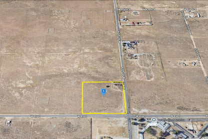 8.81 Acres Lancaster, Los Angeles County, CA (Commercial Lot, Power, & Paved Road)