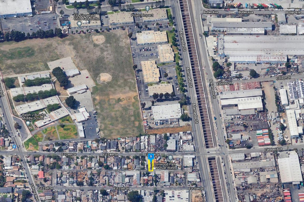 0.08 Acre Compton, Los Angeles County, CA (Commercial Lot, Power, Water, & Paved Road)