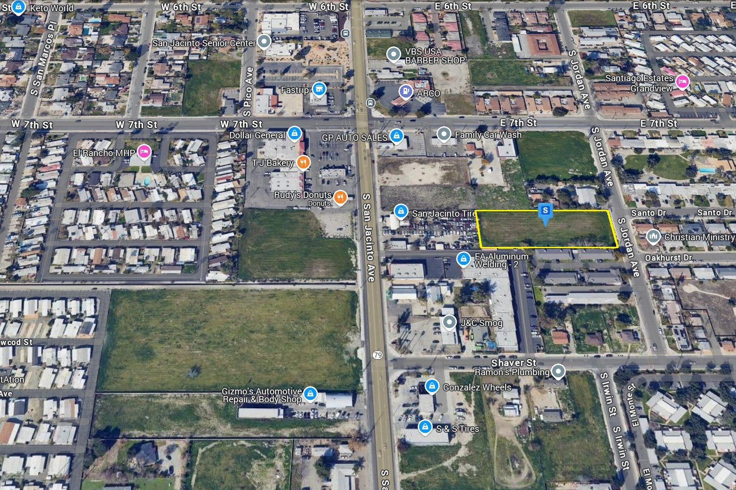 1.25 Acres San Jacinto, Riverside County, CA (Power, Water, & Paved Road)