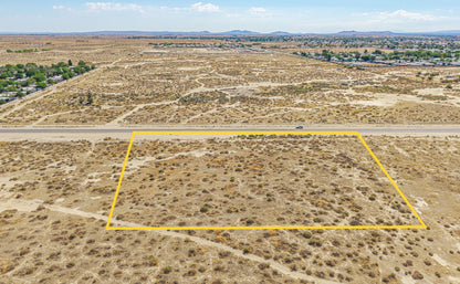 2.03 Acres Lancaster, Los Angeles County, CA (Paved Road)