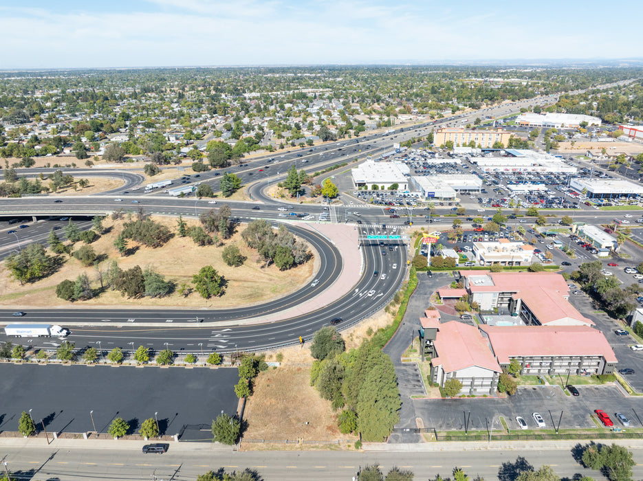 0.26 Acre Sacramento, Sacramento County, CA (Commercial Lot, Power, Water, & Paved Road)