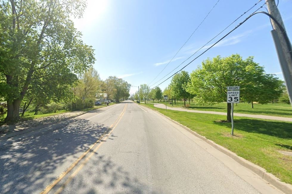 0.12 Acre Elkhart, Elkhart County, IN (Power, Water, & Paved Road)