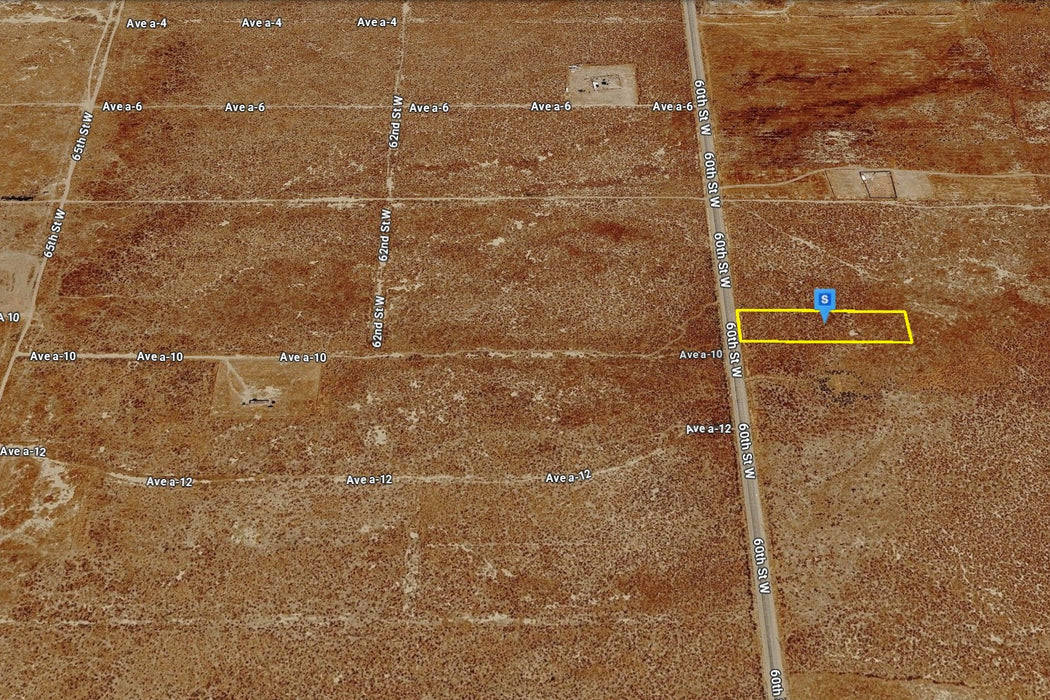 2.39 Acres Lancaster, Los Angeles County, CA (Power & Paved Road)