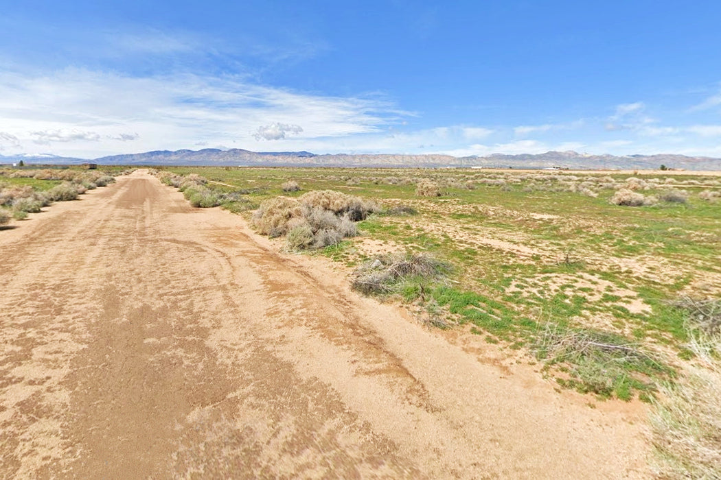 0.23 Acre California City, Kern County, CA (Water)