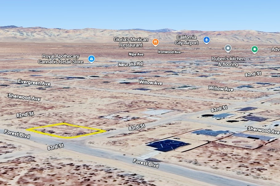 0.24 Acre California City, Kern County, CA (Power, Water, & Paved Road)