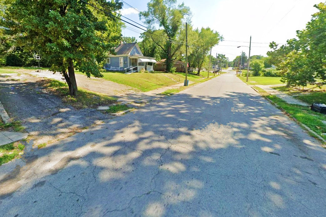 0.09 Acre Kansas City, Wyandotte County, KS (Power, Water, & Paved Road)
