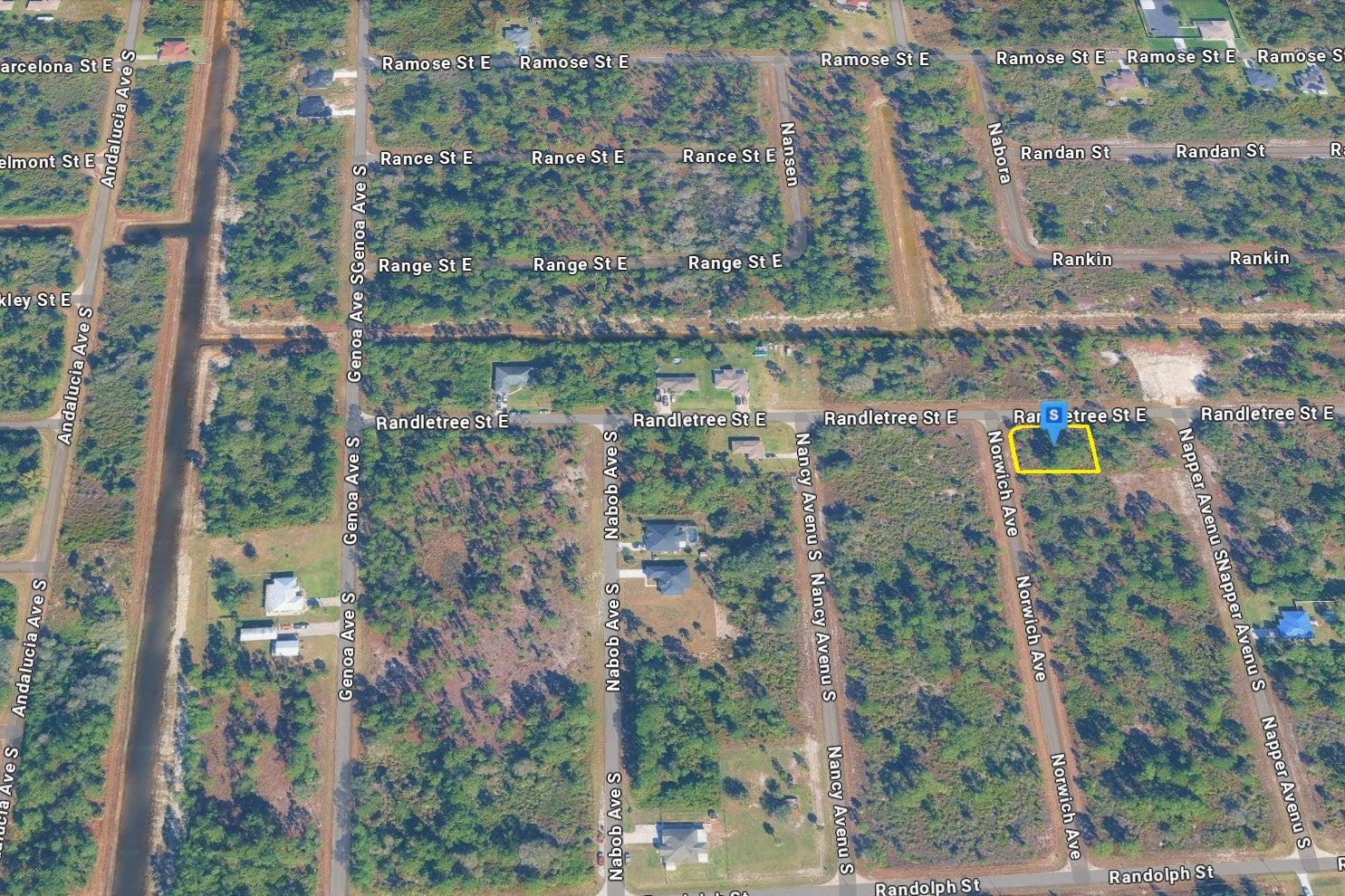 0.28 Acre Lehigh Acres, Lee County, FL (Power & Paved Road)