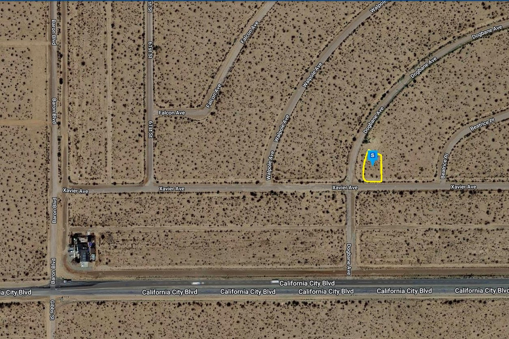 0.18 Acre California City, Kern County, CA (Paved Road)