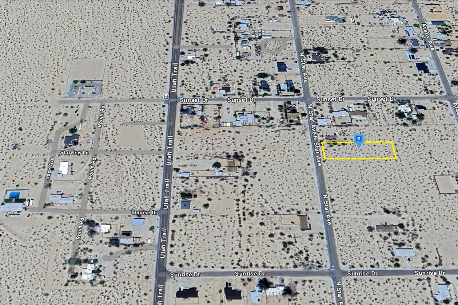 0.69 Acre Twentynine Palms, San Bernardino County, CA (Power, Water, & Paved Road)