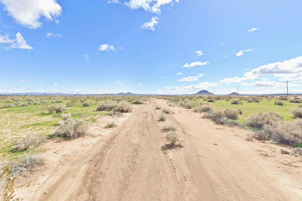 0.23 Acre California City, Kern County, CA (Power & Water)