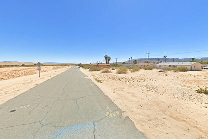 0.19 Acre Twentynine Palms, San Bernardino County, CA (Power, Water, & Paved Road)