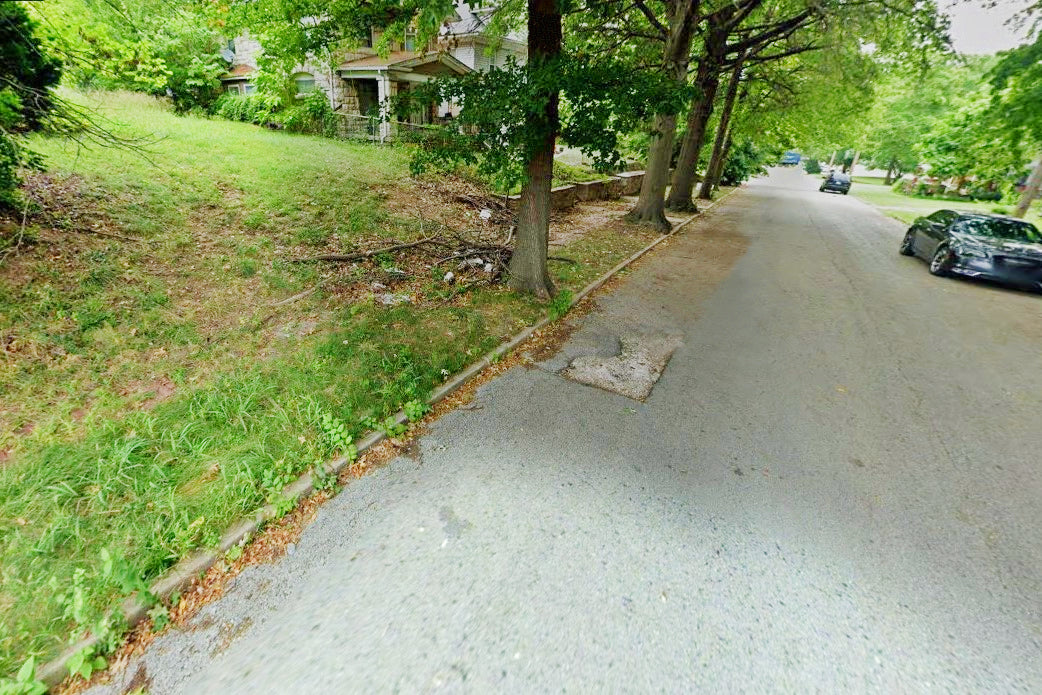 0.14 Acre Kansas City, Wyandotte County, KS (Power, Water, & Paved Road)