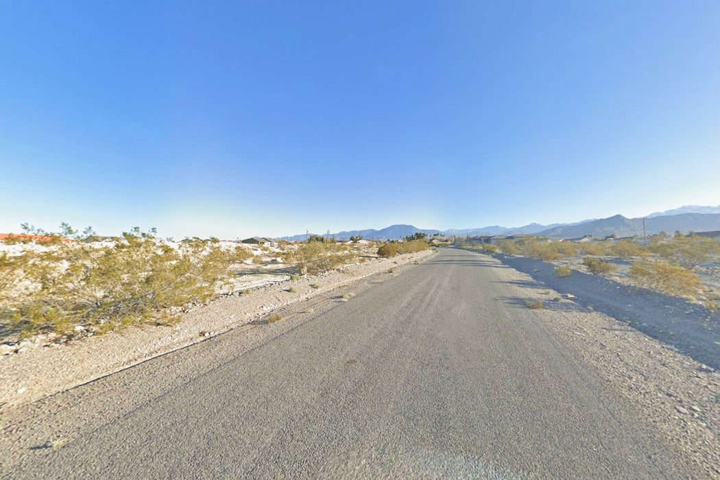 0.47 Acre Pahrump, Nye County, NV (Power & Paved Road)