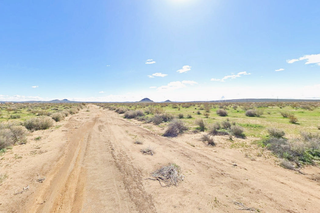 0.22 Acre California City, Kern County, CA (Water)