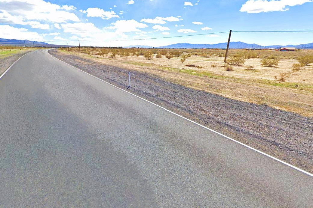 0.27 Acre Pahrump, Nye County, NV (Power & Paved Road)