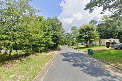 0.23 Acre Marianna, Jackson County, FL (Power, Water, & Paved Road)