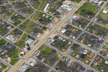 0.14 Acre Waco, McLennan County, TX (Power, Water, & Paved Road)