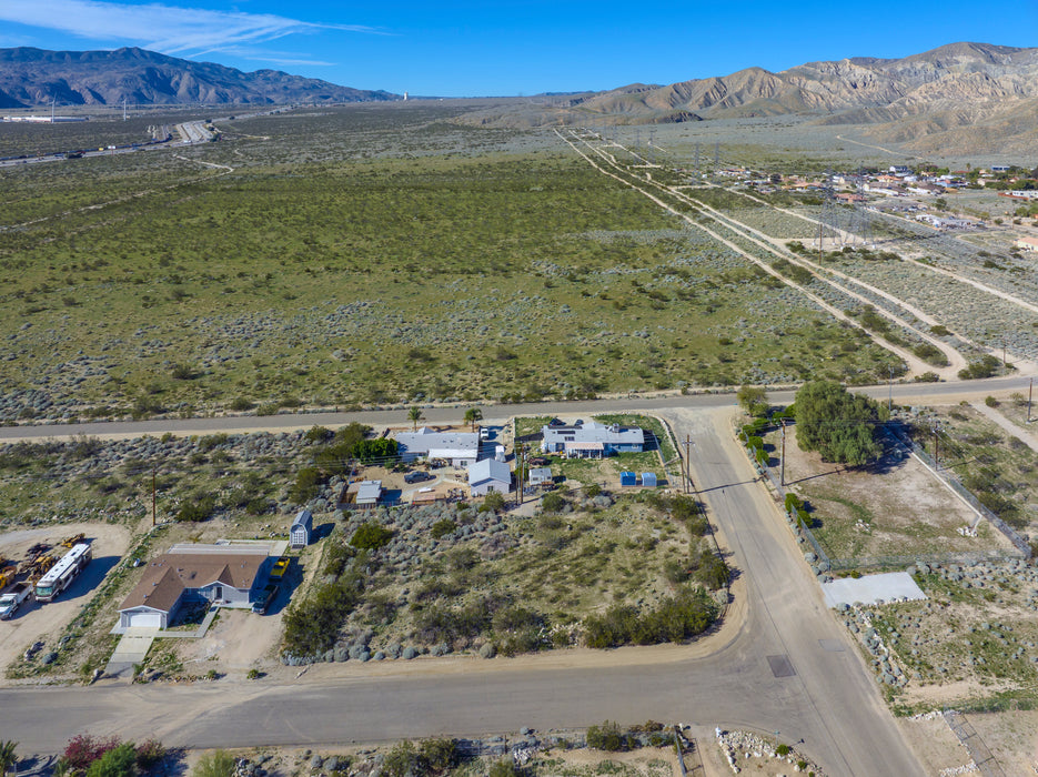 0.30 Acre Whitewater, Riverside County, CA (Power, Water, & Paved Road)