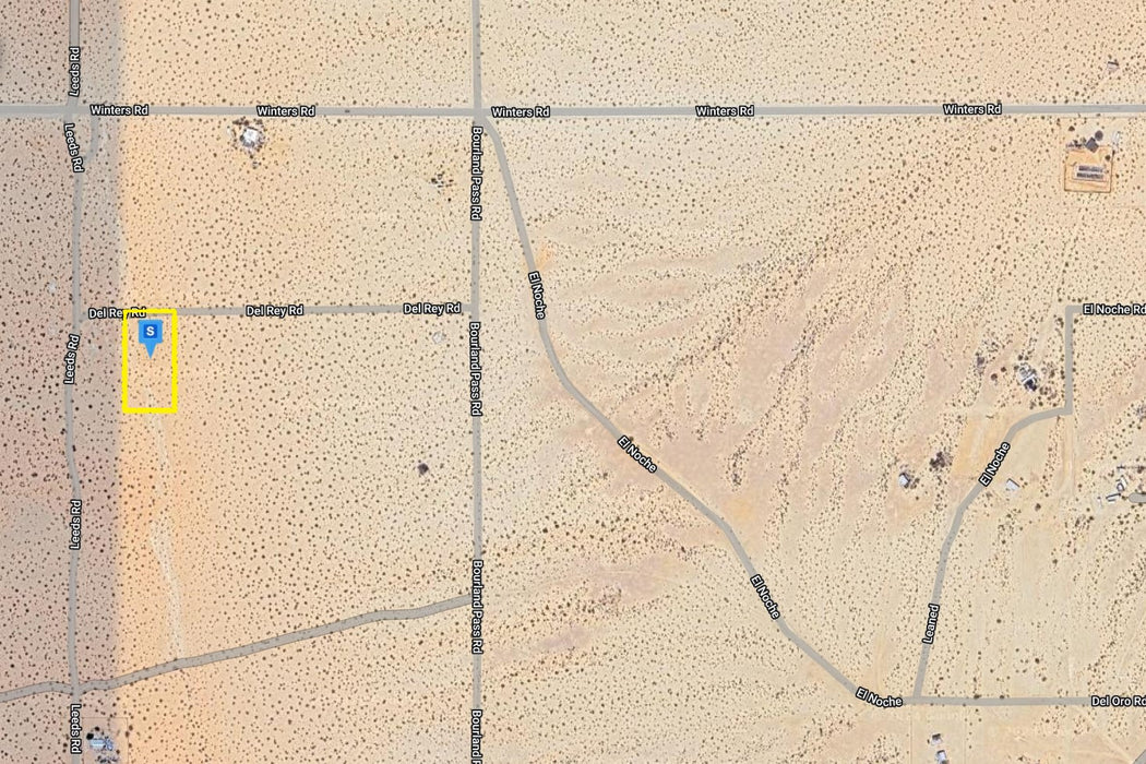 1.25 Acres Twentynine Palms, San Bernardino County, CA (Power)