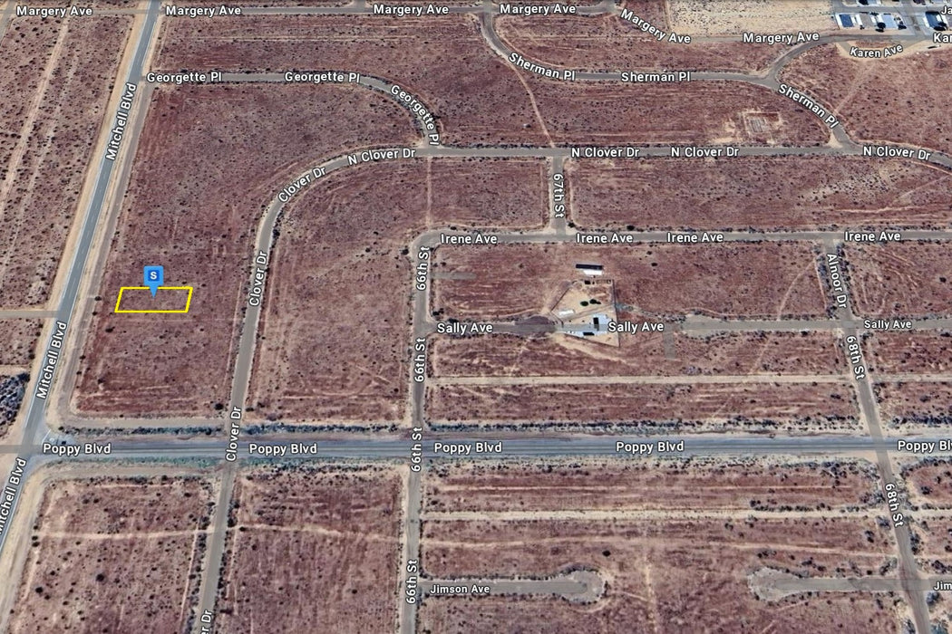 0.22 Acre California City, Kern County, CA (Water & Paved Road)