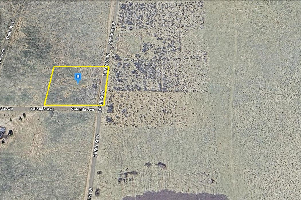 2.52 Acres Rosamond, Kern County, CA (Power)