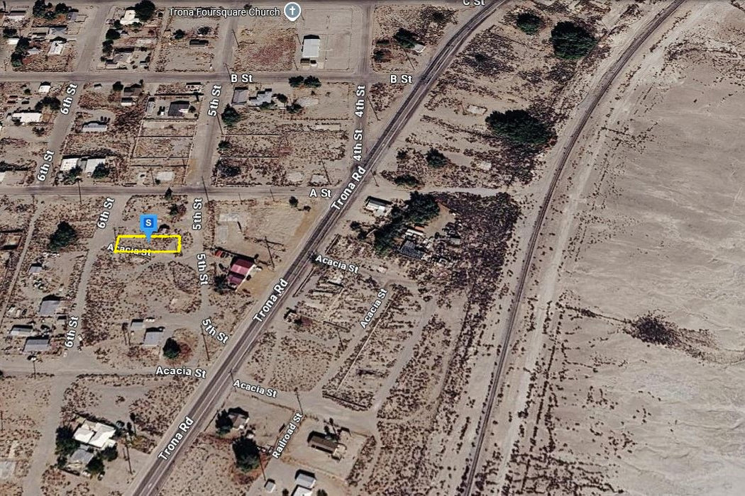 0.16 Acre Trona, San Bernardino County, CA (Power & Water)