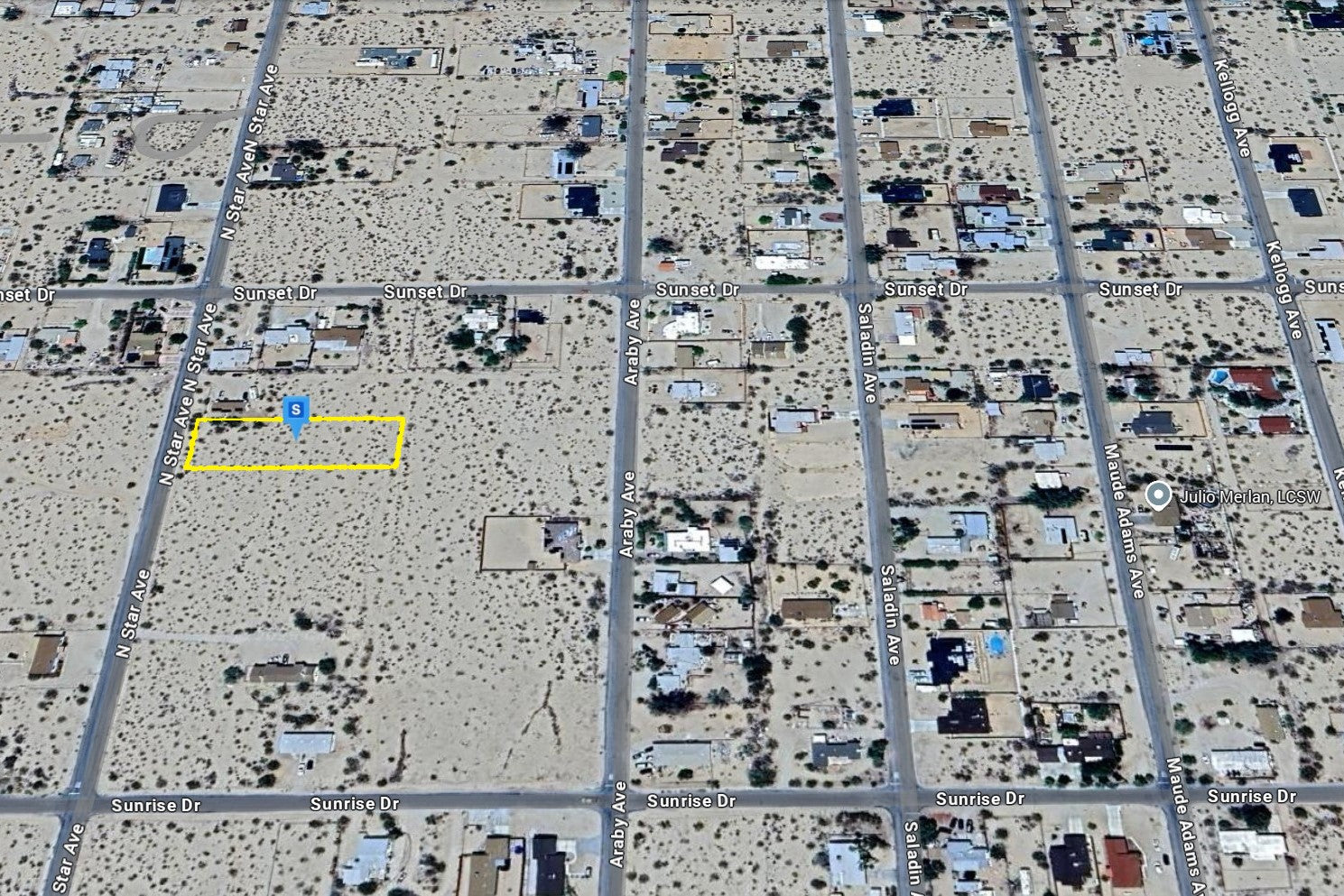 0.69 Acre Twentynine Palms, San Bernardino County, CA (Power, Water, & Paved Road)
