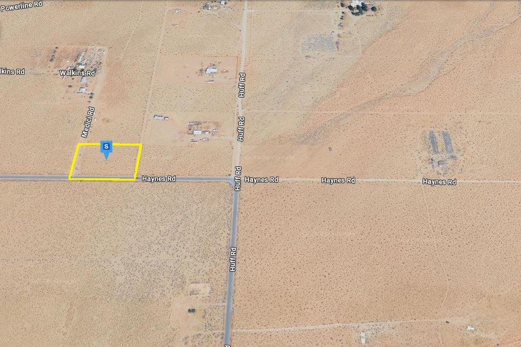 3.23 Acres Lucerne Valley, San Bernardino County, CA (Power & Paved Road)