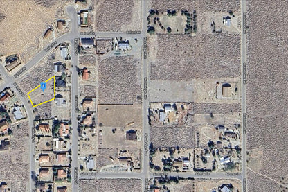 0.48 Acre Whitewater, Riverside County, CA (Power, Water, & Paved Road)