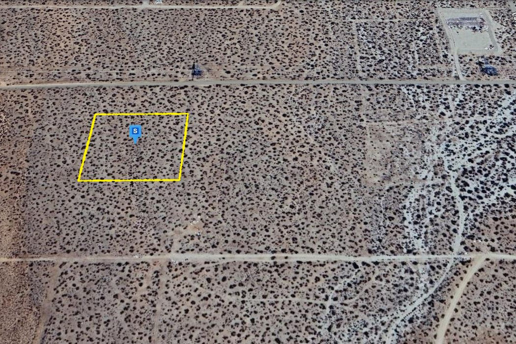 2.50 Acres Llano, Los Angeles County, CA