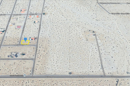 0.18 Acre Desert Hot Springs, Riverside County, CA (Power, Water, & Paved Road)