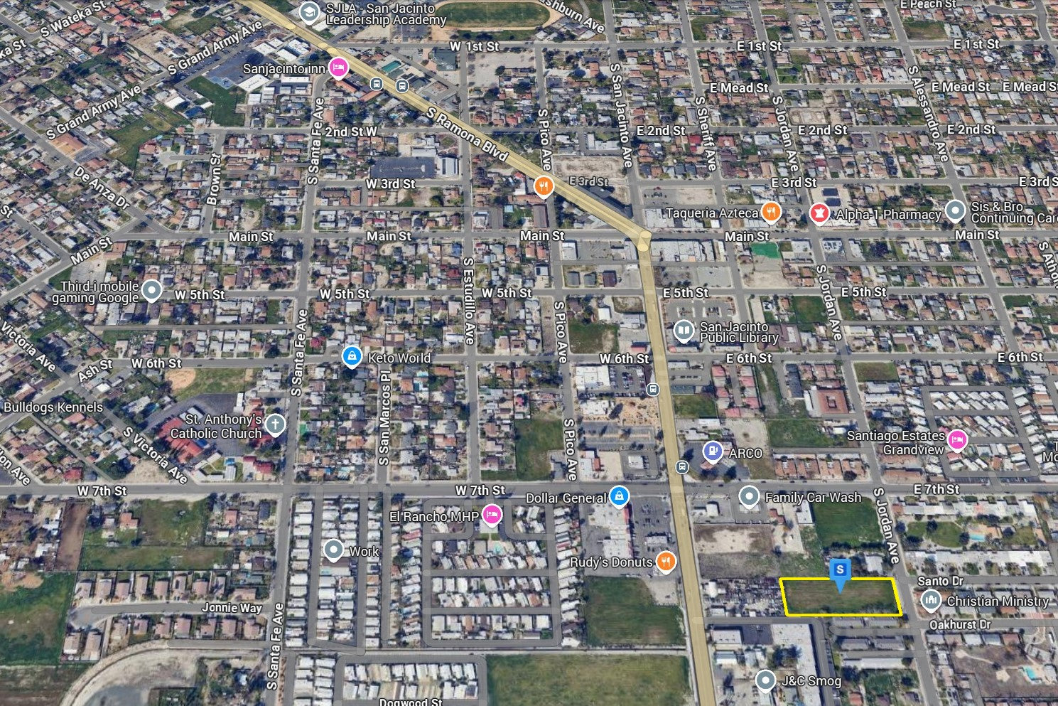 1.25 Acres San Jacinto, Riverside County, CA (Power, Water, & Paved Road)