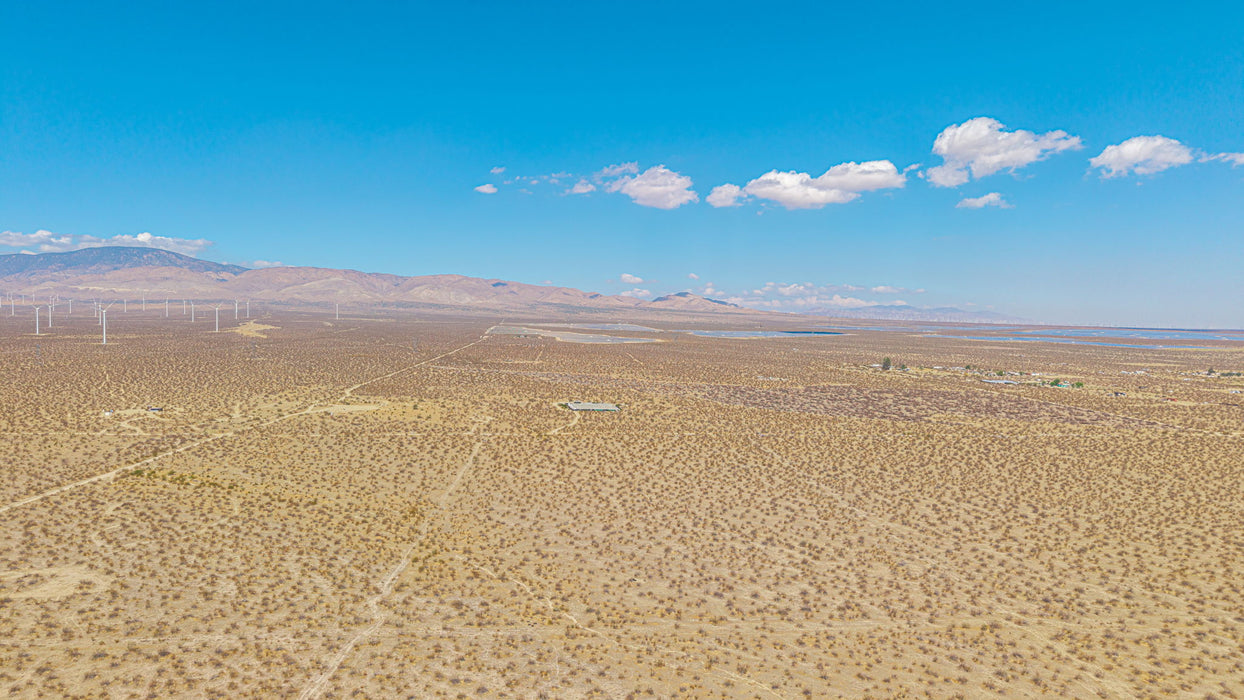 10 Acres Rosamond, Kern County, CA