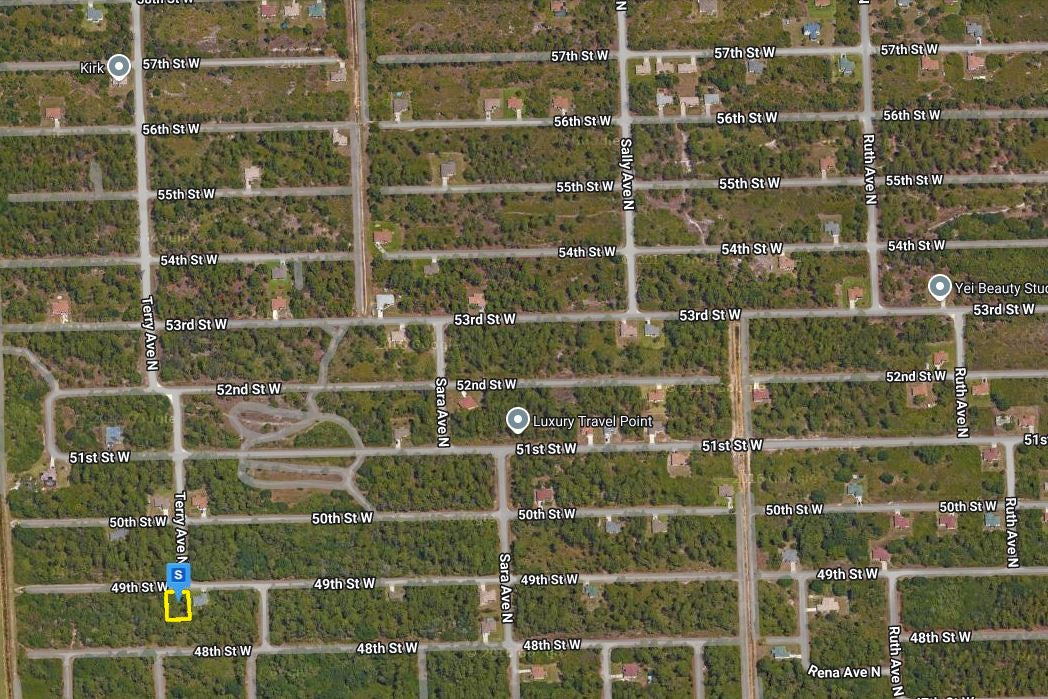 0.25 Acre Lehigh Acres, Lee County, FL (Power & Paved Road)