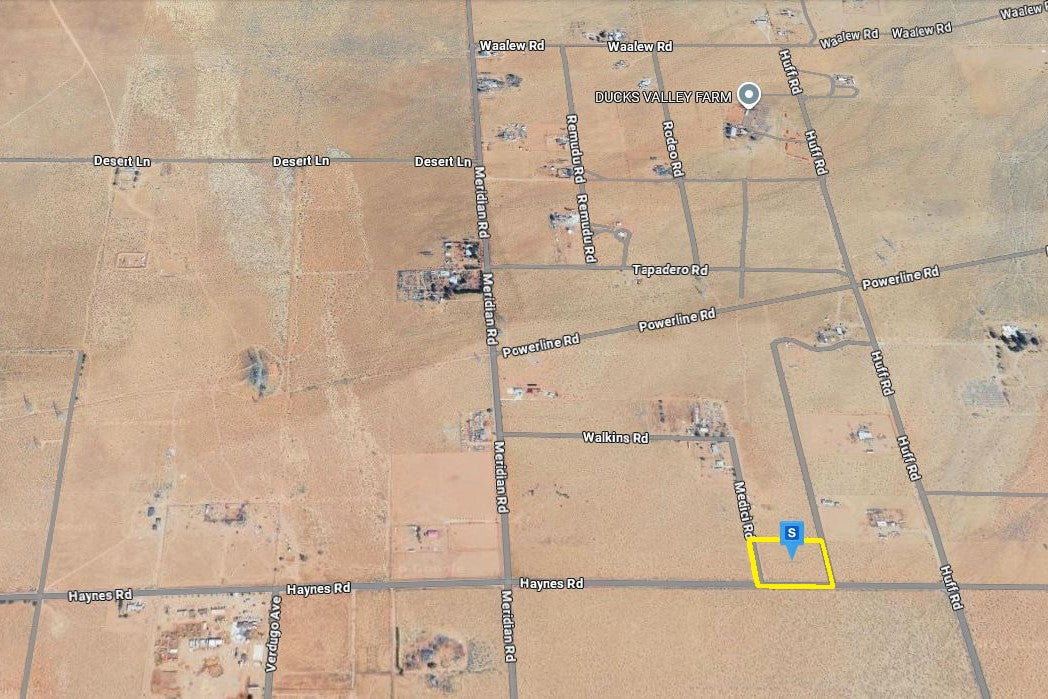 3.23 Acres Lucerne Valley, San Bernardino County, CA (Power & Paved Road)