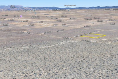 2.27 Acres Phelan, San Bernardino County, CA