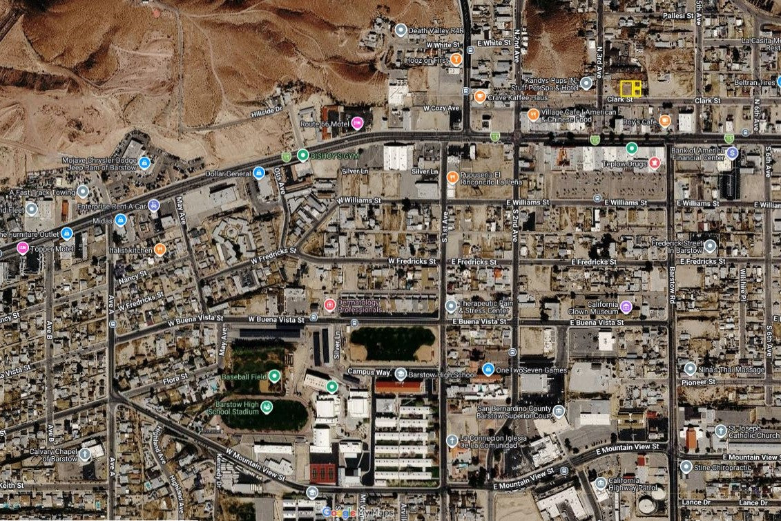 0.31 Acre Barstow, San Bernardino County, CA (Power, Water, & Paved Road)