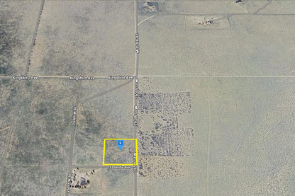 2.52 Acres Rosamond, Kern County, CA (Power)